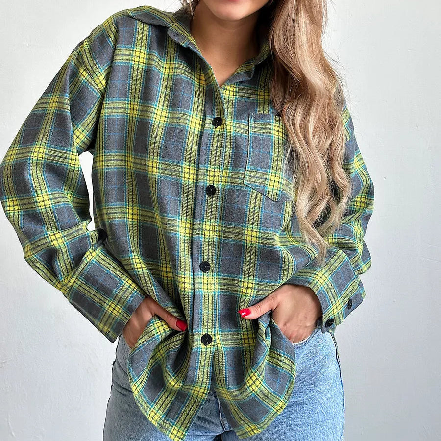 Flanellskjorte til kvinder – klassisk ternet design – knaplukning i kraven – slim fit