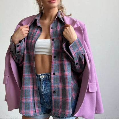 Flanellskjorte til kvinder – klassisk ternet design – knaplukning i kraven – slim fit