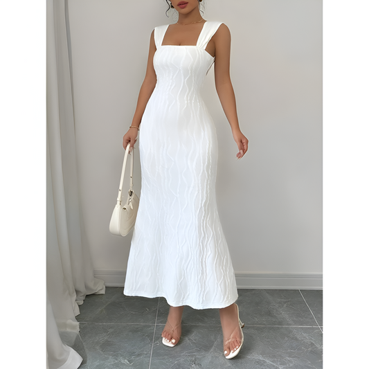 Sommermaxi til kvinder - Slank pasform - Stilfuld hals - Festtøj