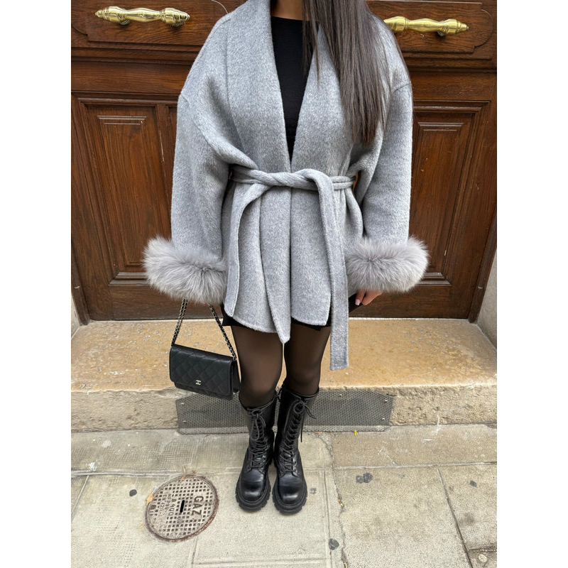 Kvinders bæltefrakke – Bløde manchetter – Afslappet pasform – Elegant silhuet