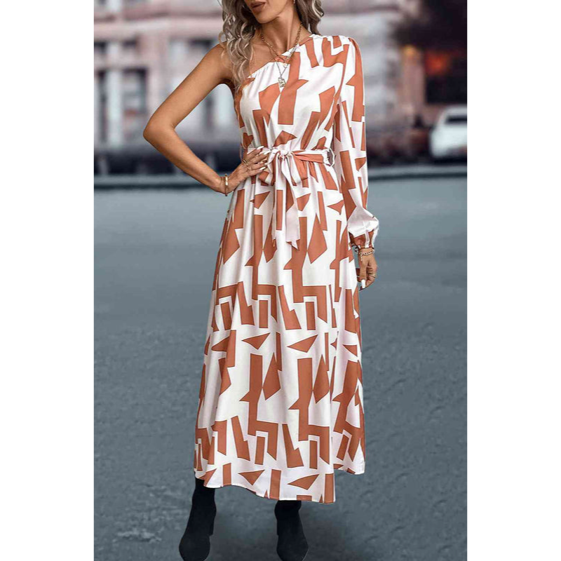 Kvindekjole – One Shoulder-design – Elegant pasform – Ikke-gennemsigtigt stof