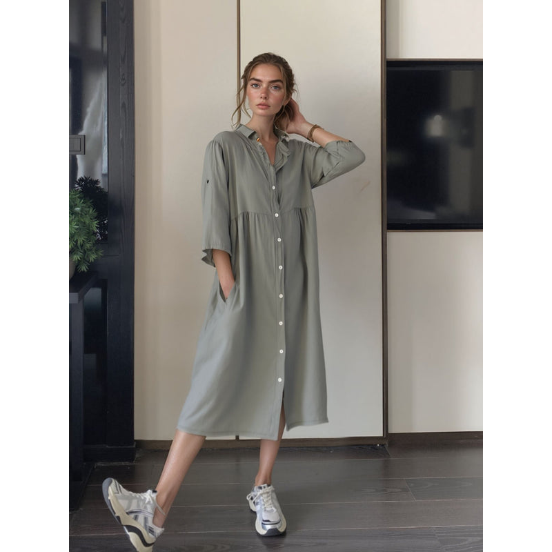 Midi-kjole til kvinder – Knaplukning foran – Elegant pasform – Iøjnefaldende design