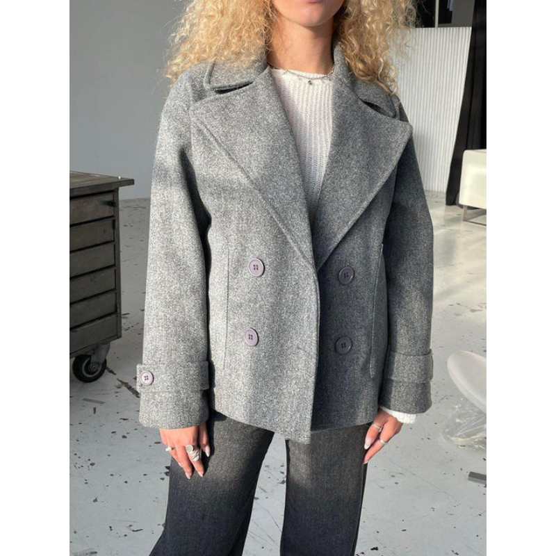 Dames winterjas – getailleerd model – formeel tot casual – decoratieve knopen