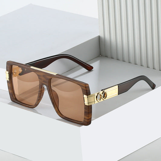 Solbriller til kvinder – Rektangulær stel – Guldfarvede hængsler – UV400-beskyttelse