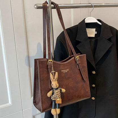 Damehåndtaske – Tidløst design – Justerbare stropper – Lynlåslukning