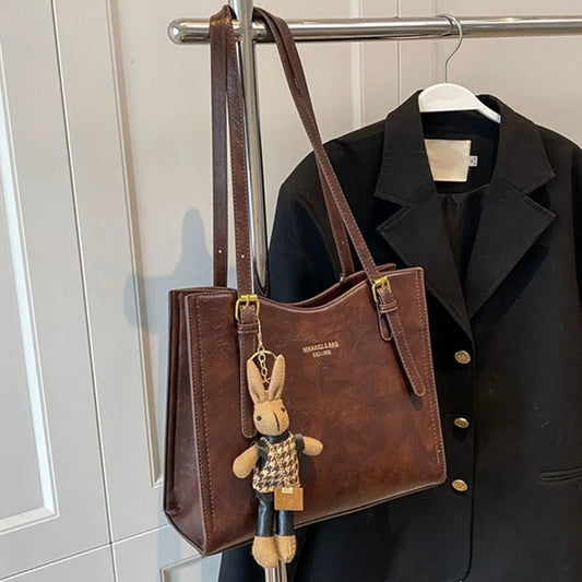 Damehåndtaske – Tidløst design – Justerbare stropper – Lynlåslukning