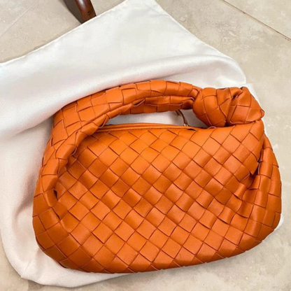 Dametaske – Strukturdesign – Knaphåndtag – Rummeligt interiør