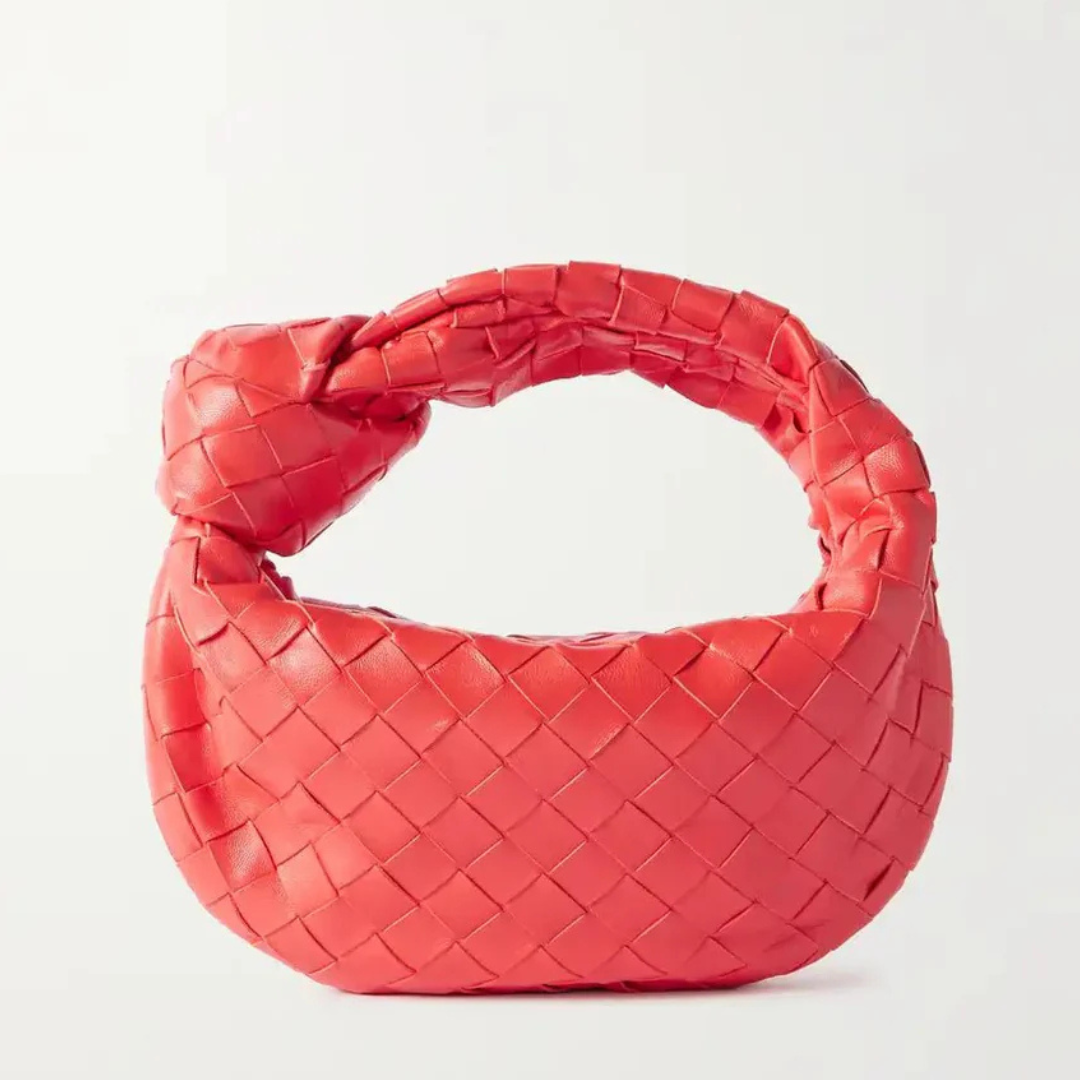 Dametaske – Strukturdesign – Knaphåndtag – Rummeligt interiør