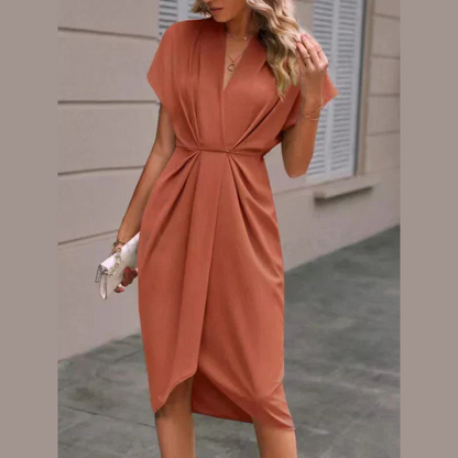 Kvindekjole – Elegant snit – Luftigt stof – Alsidigt design