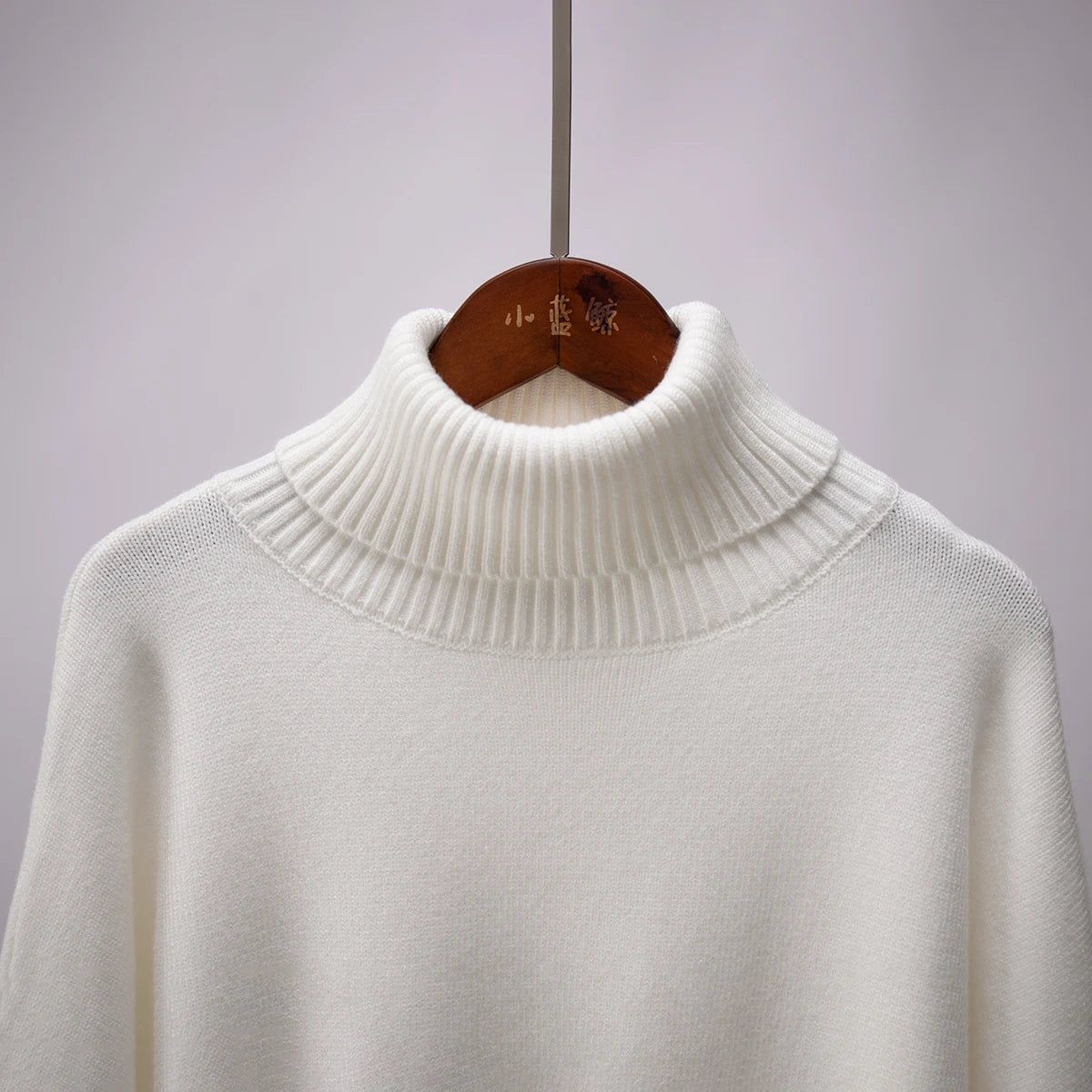 Oversize Rullekrave Sweater – Varm og Stilfuld