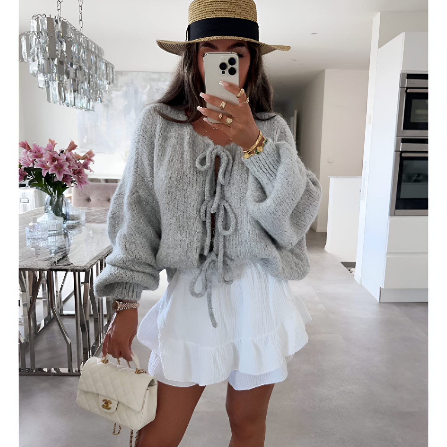 Dametrøje – Oversized pasform – Bindebånd foran – Puffærmer