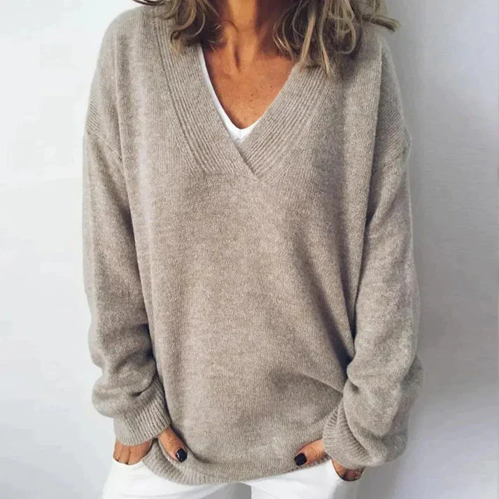 Oversized V-Hals Sweater – Tidløs Komfort